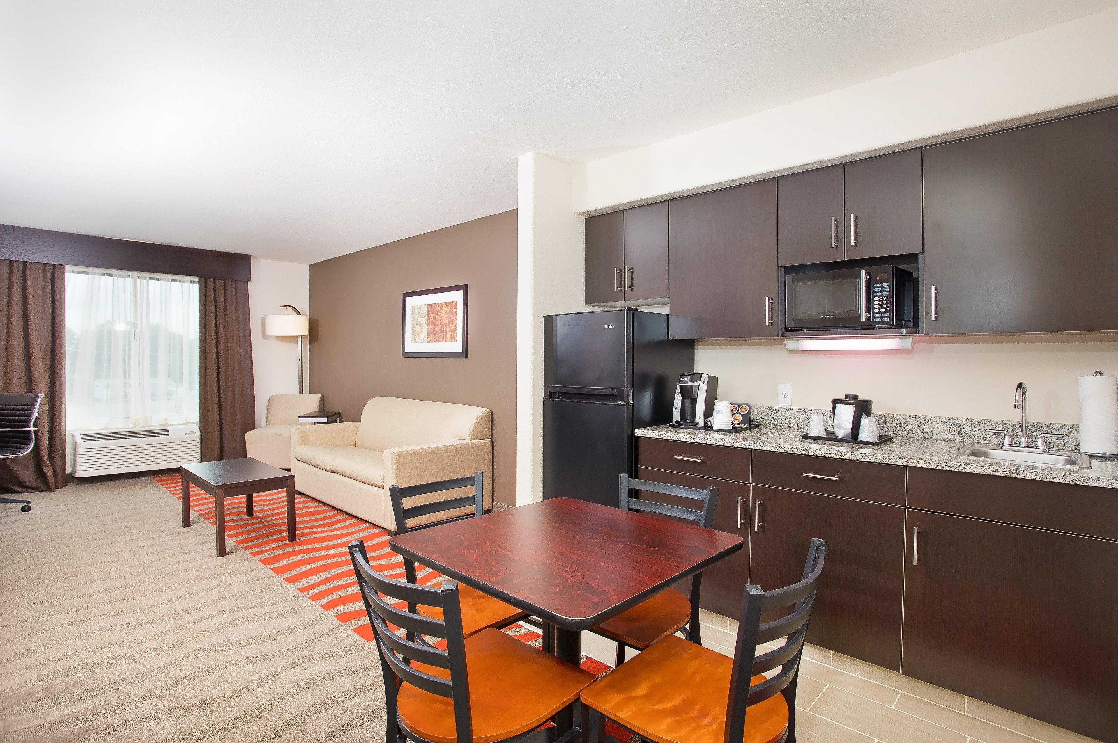 Holiday Inn Express Hotel & Suites Glasgow By Ihg Bagian luar foto