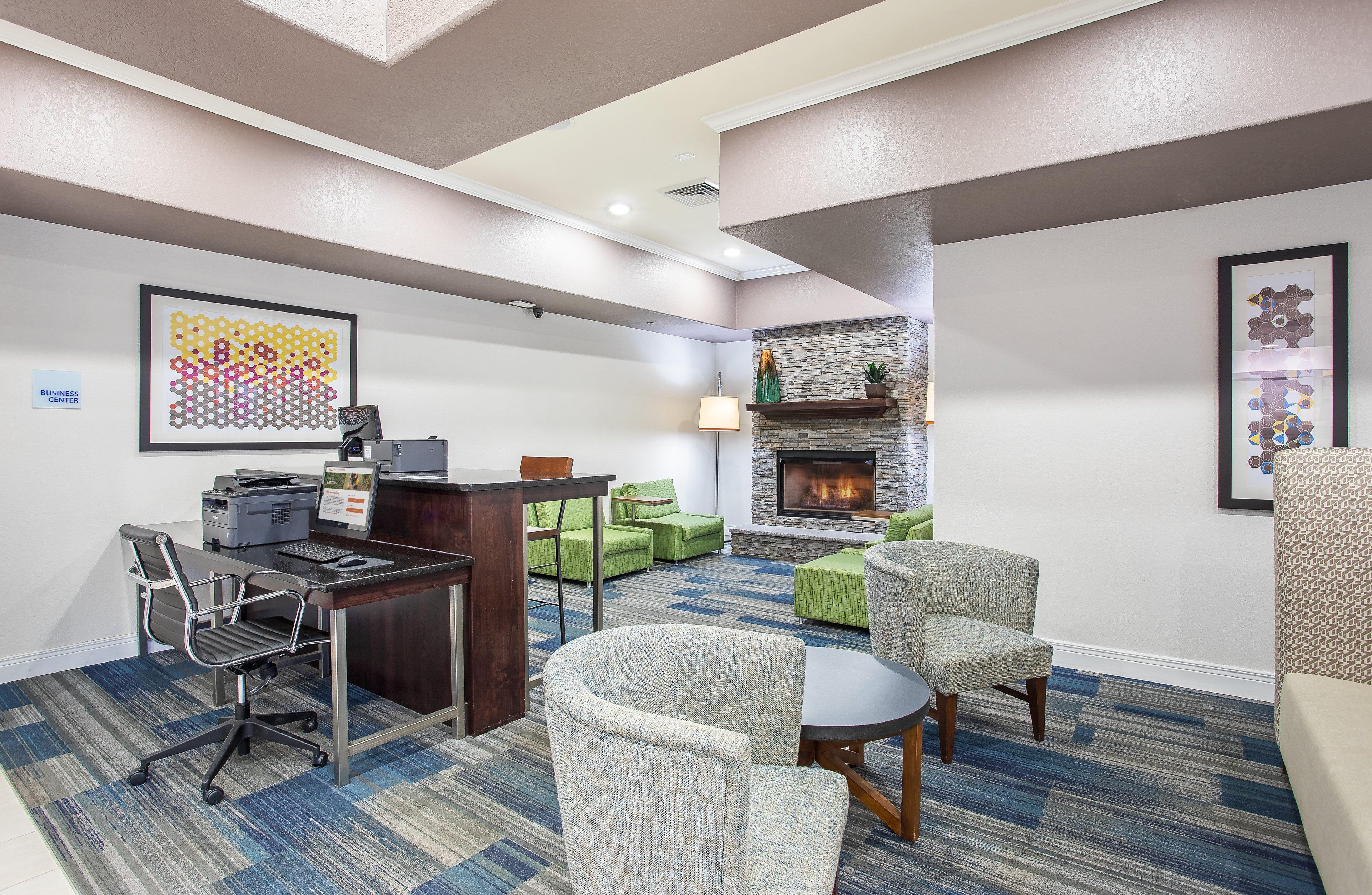 Holiday Inn Express Hotel & Suites Glasgow By Ihg Bagian luar foto