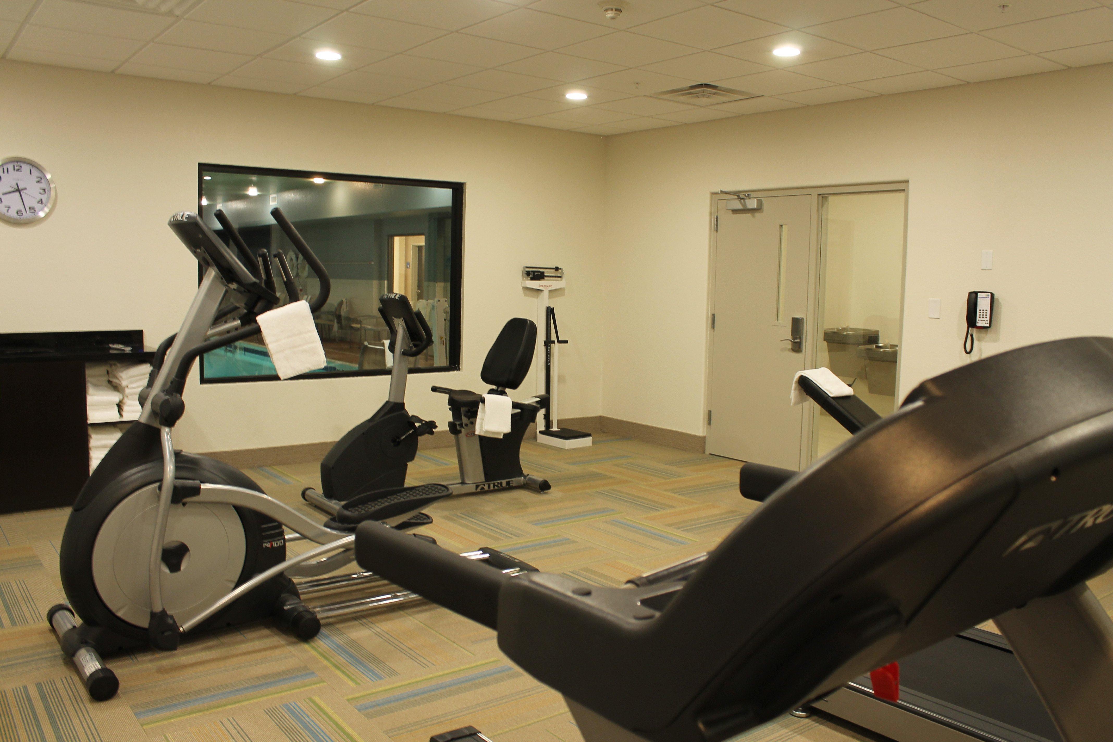 Holiday Inn Express Hotel & Suites Glasgow By Ihg Bagian luar foto