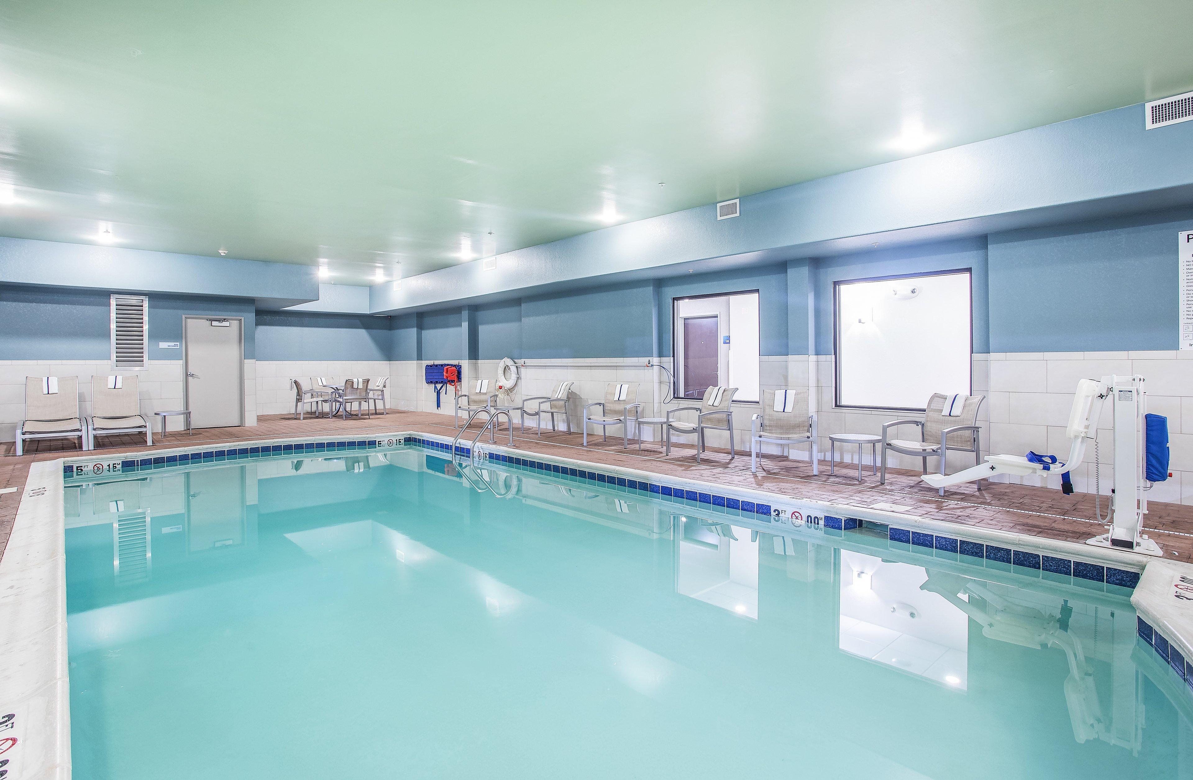 Holiday Inn Express Hotel & Suites Glasgow By Ihg Bagian luar foto