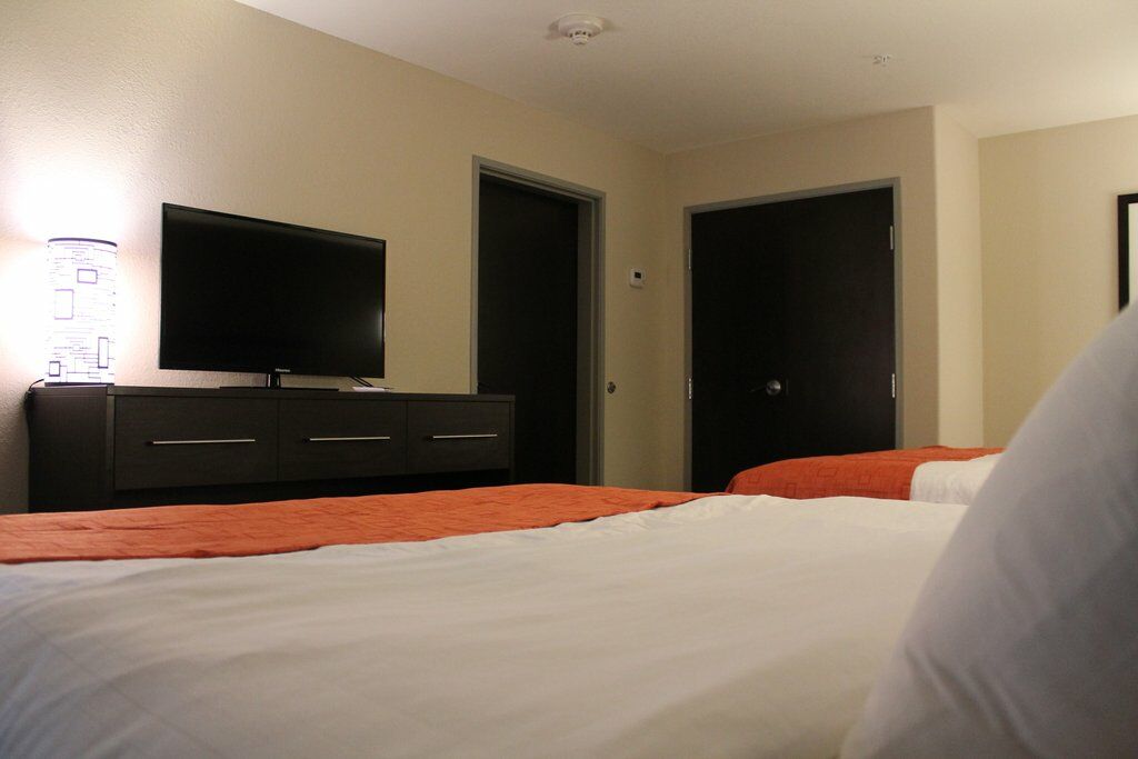 Holiday Inn Express Hotel & Suites Glasgow By Ihg Bagian luar foto