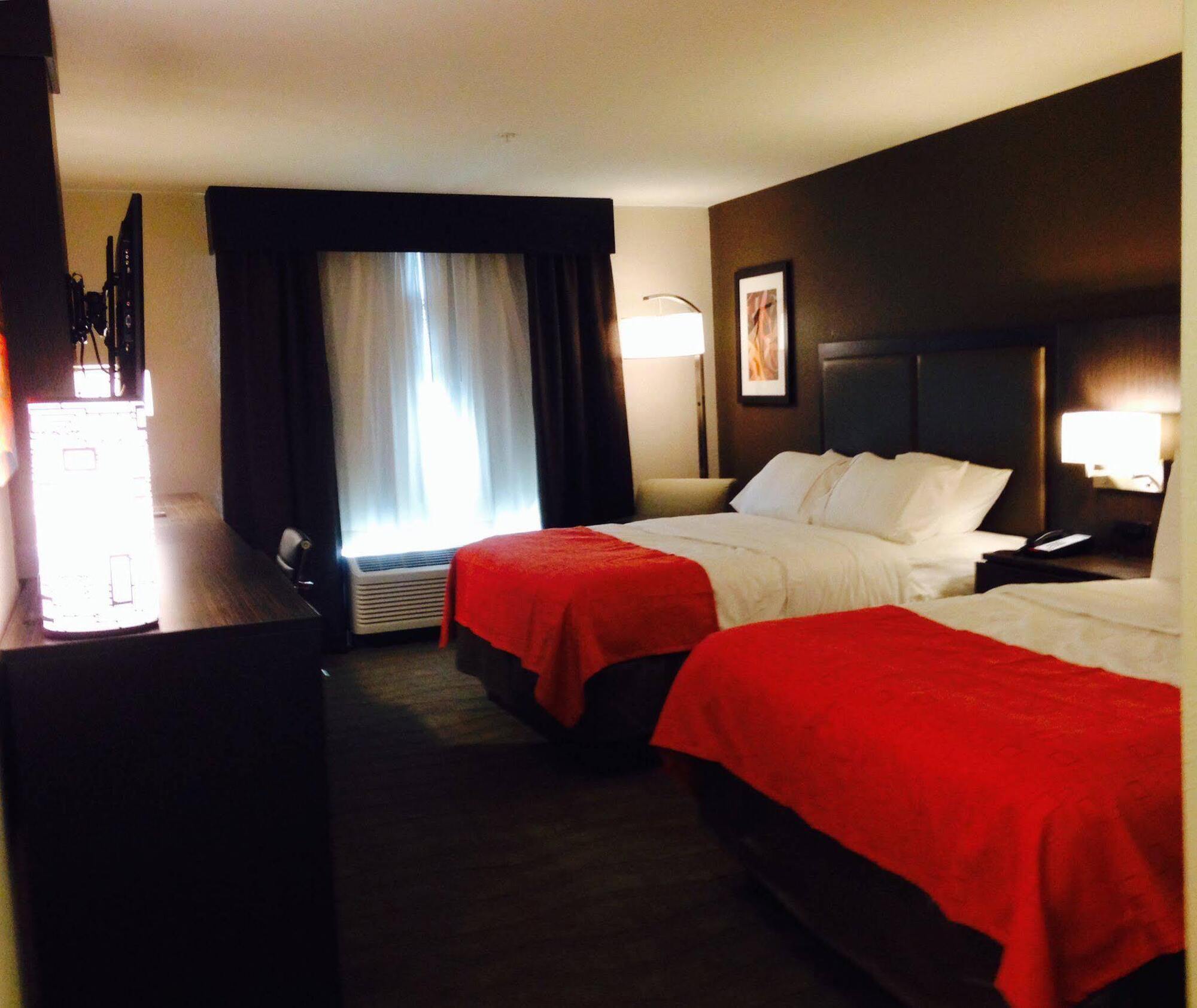 Holiday Inn Express Hotel & Suites Glasgow By Ihg Bagian luar foto